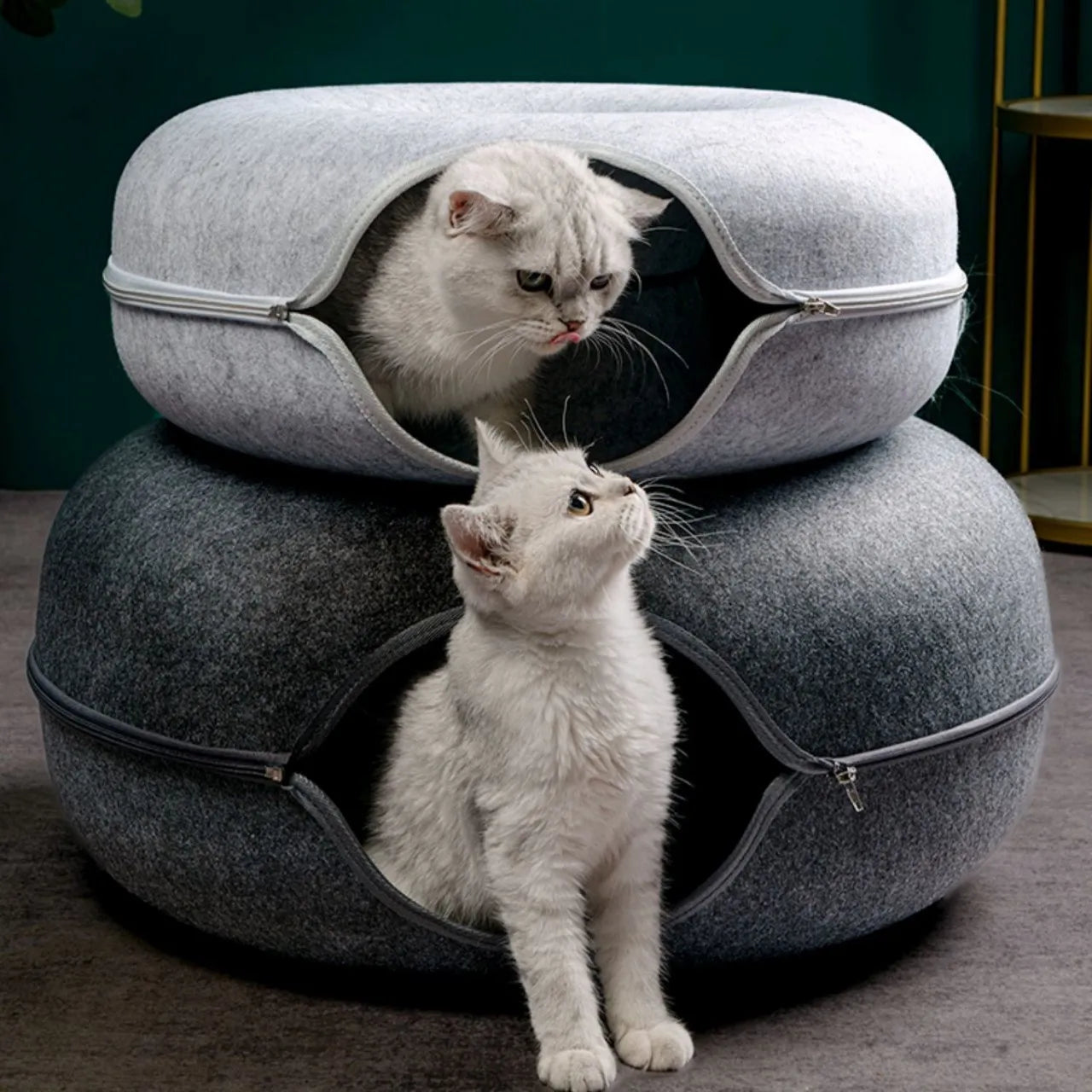 "Cama Donut con Túnel Interactivo – La Casa de Juegos Perfecta para tu Gato"